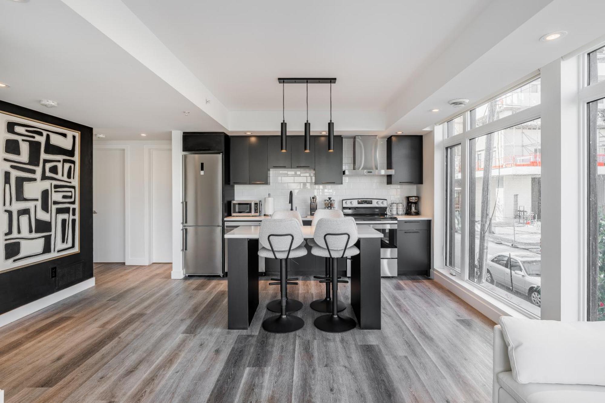 Westview Luxury Suites Ottawa Exterior photo