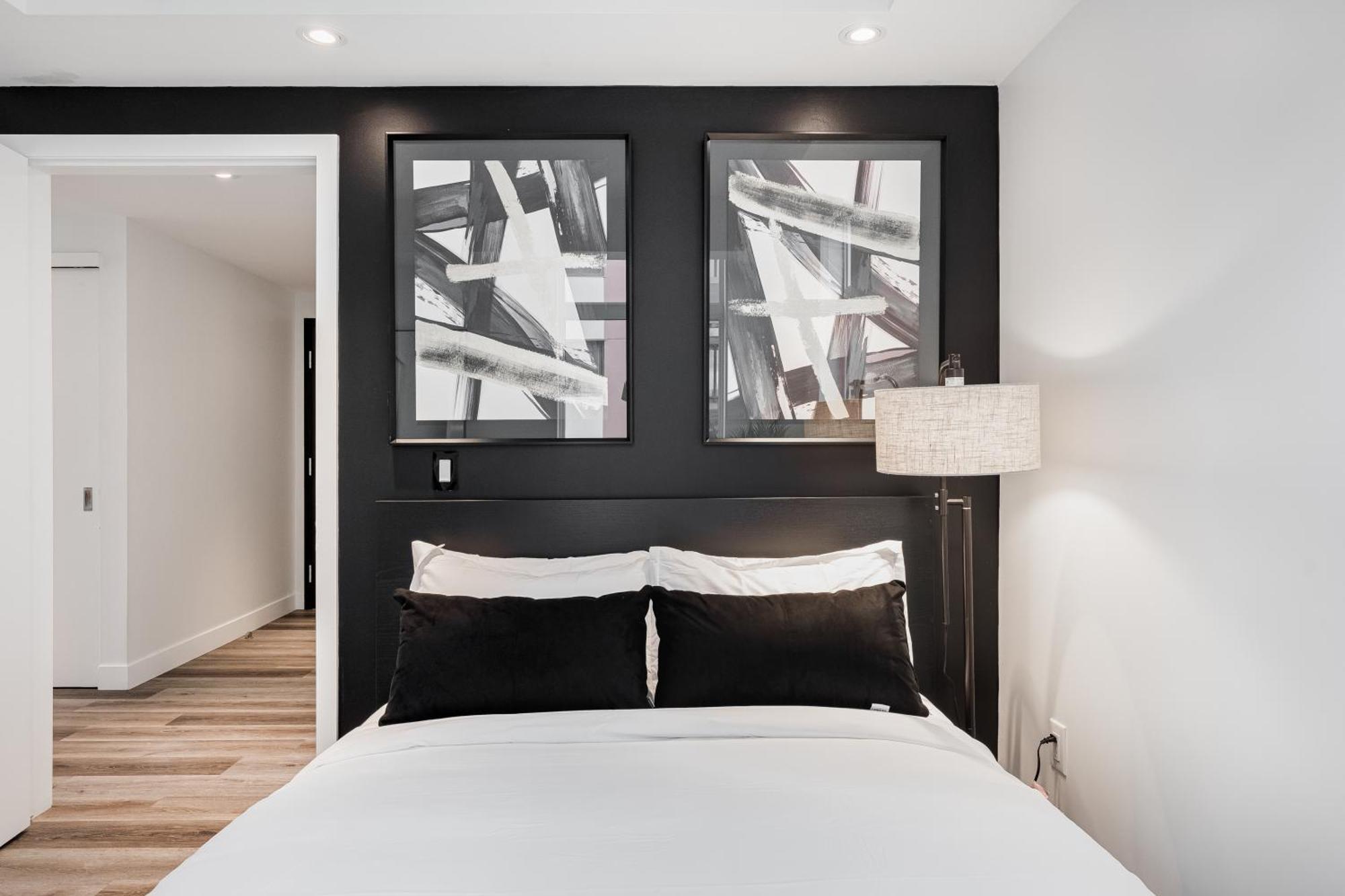 Westview Luxury Suites Ottawa Exterior photo