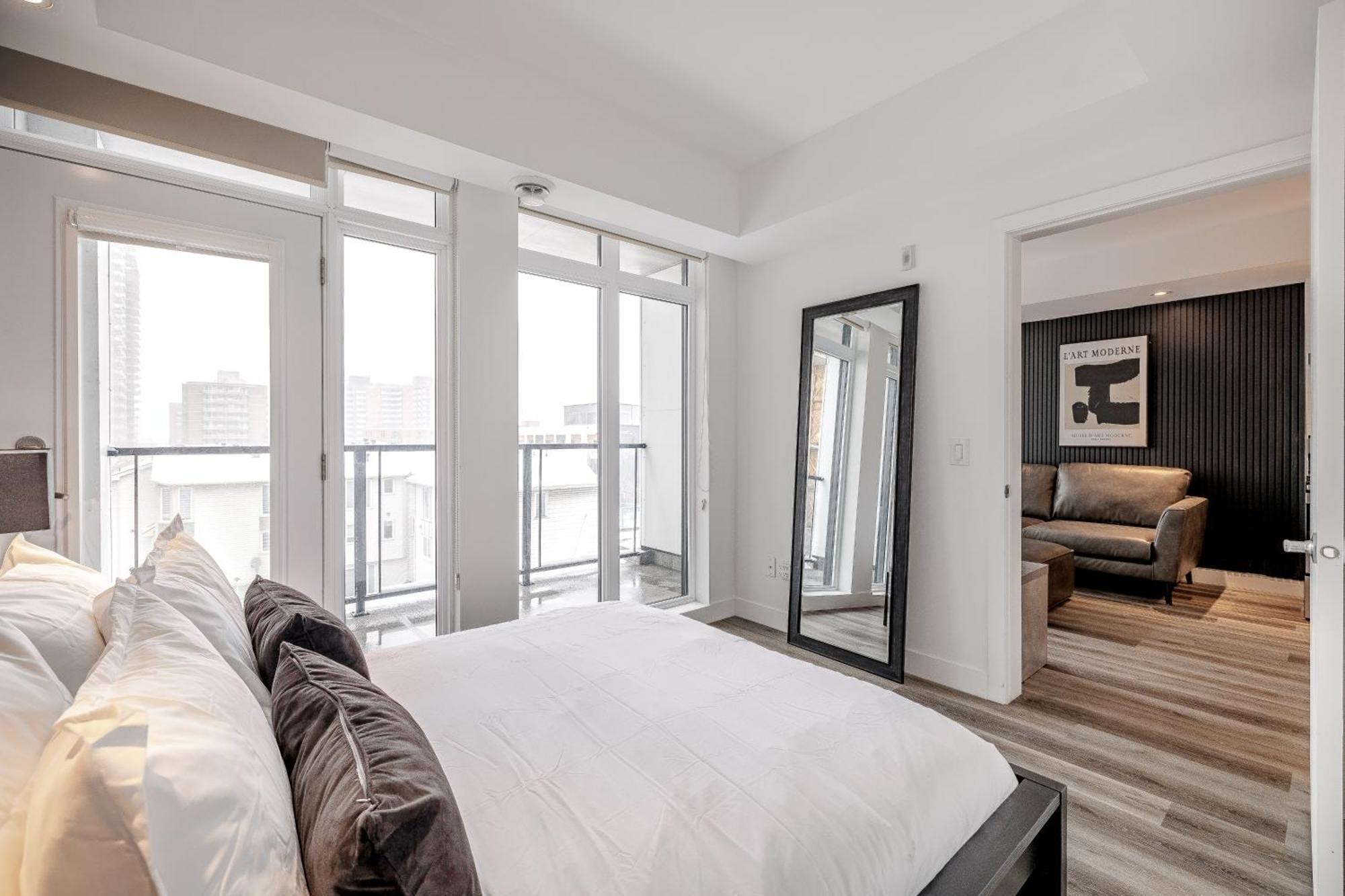 Westview Luxury Suites Ottawa Exterior photo