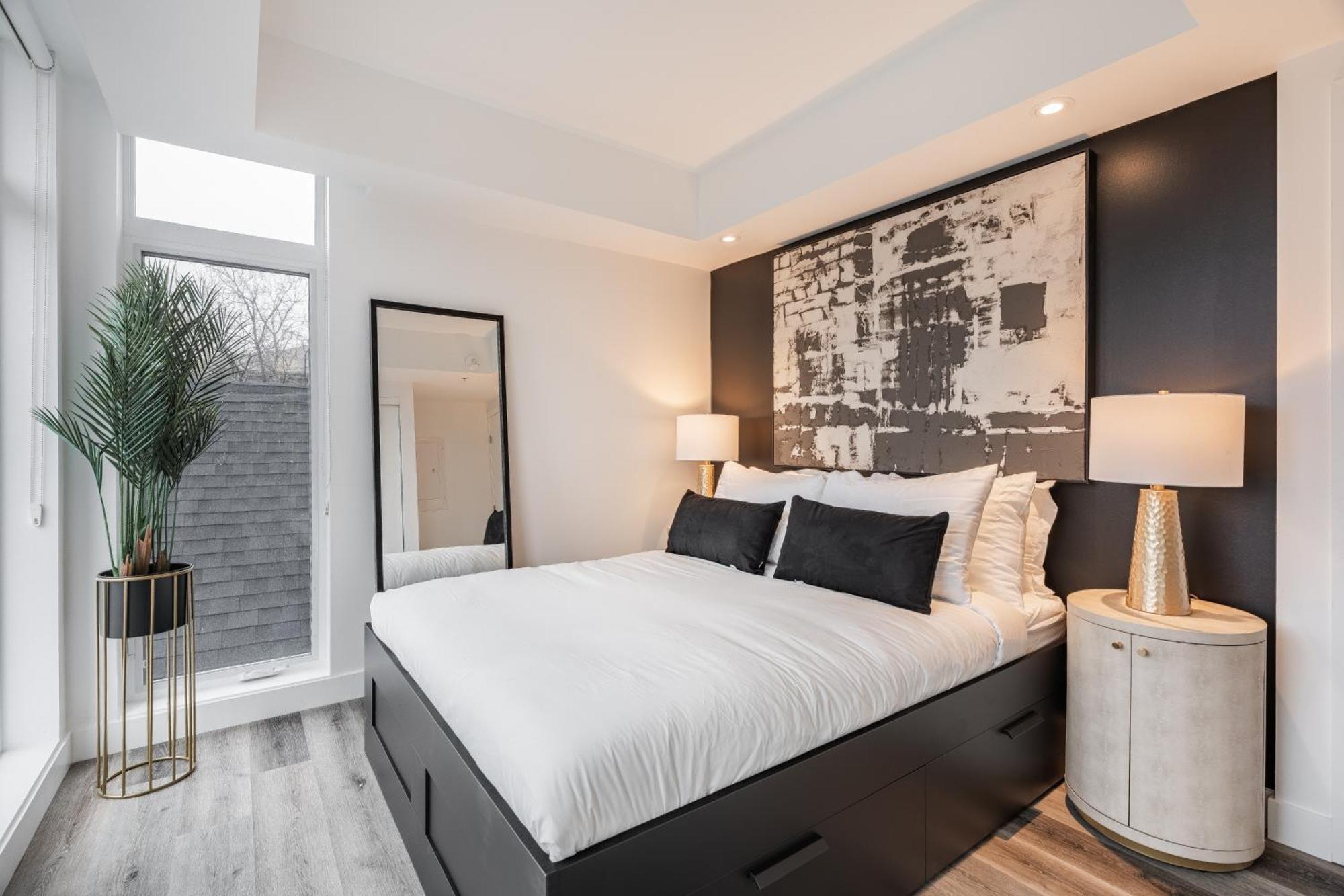 Westview Luxury Suites Ottawa Exterior photo